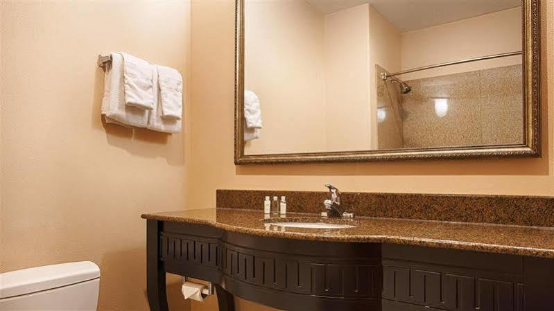 Red River Inn And Suites Такервилл Экстерьер фото
